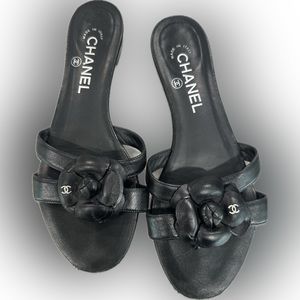 CHANEL flower flat sandals 37.5